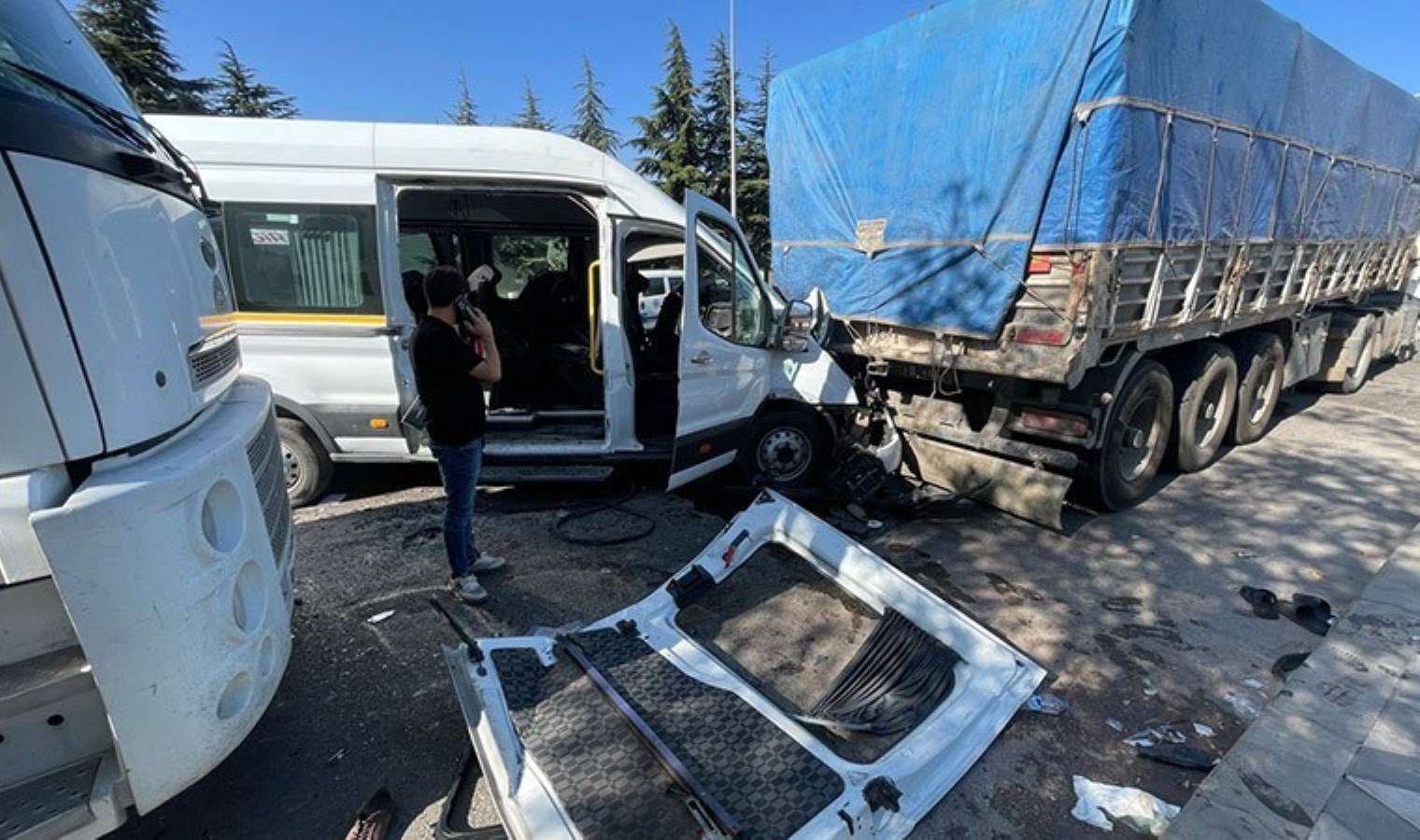 Gaziantep’te işçi servisleri çarpıştı: 21 yaralı